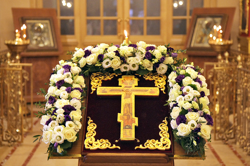 ПРОИСХОЖДЕНИЕ (ИЗНЕСЕНИЕ) ЧЕСТНЫХ ДРЕВ ЖИВОТВОРЯЩЕГО КРЕСТА ГОСПОДНЯ. (МЕДОВЫЙ СПАС). НАЧАЛО УСПЕНСКОГО ПОСТА. ОСВЯЩЕНИЕ МЁДА. (14.08.2017)